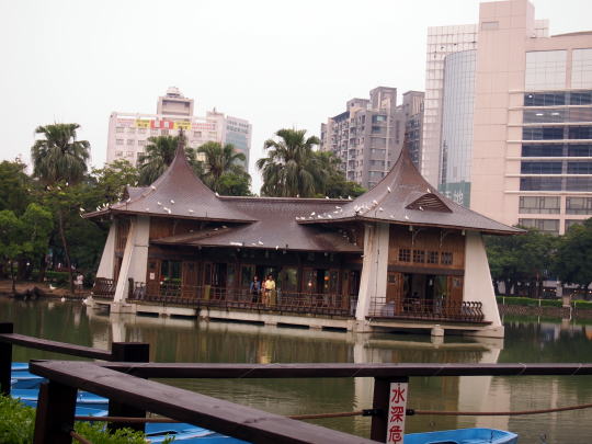 台中公園湖心亭