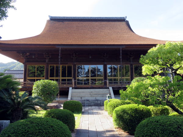 龍福寺本堂